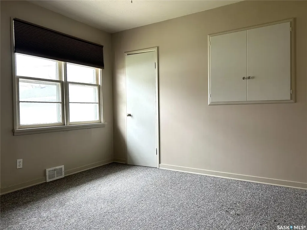 1809 2nd Street Estevan SK S4A 0N4