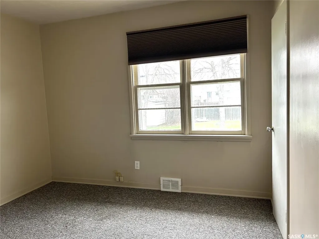 1809 2nd Street Estevan SK S4A 0N4