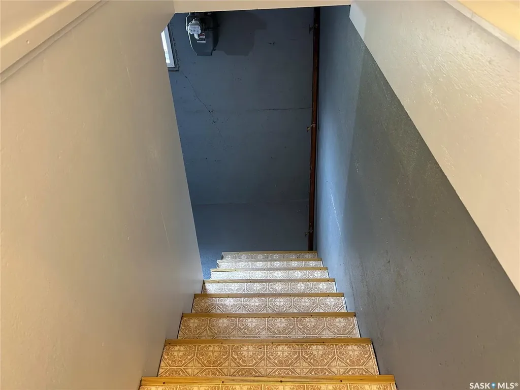 1809 2nd Street Estevan SK S4A 0N4