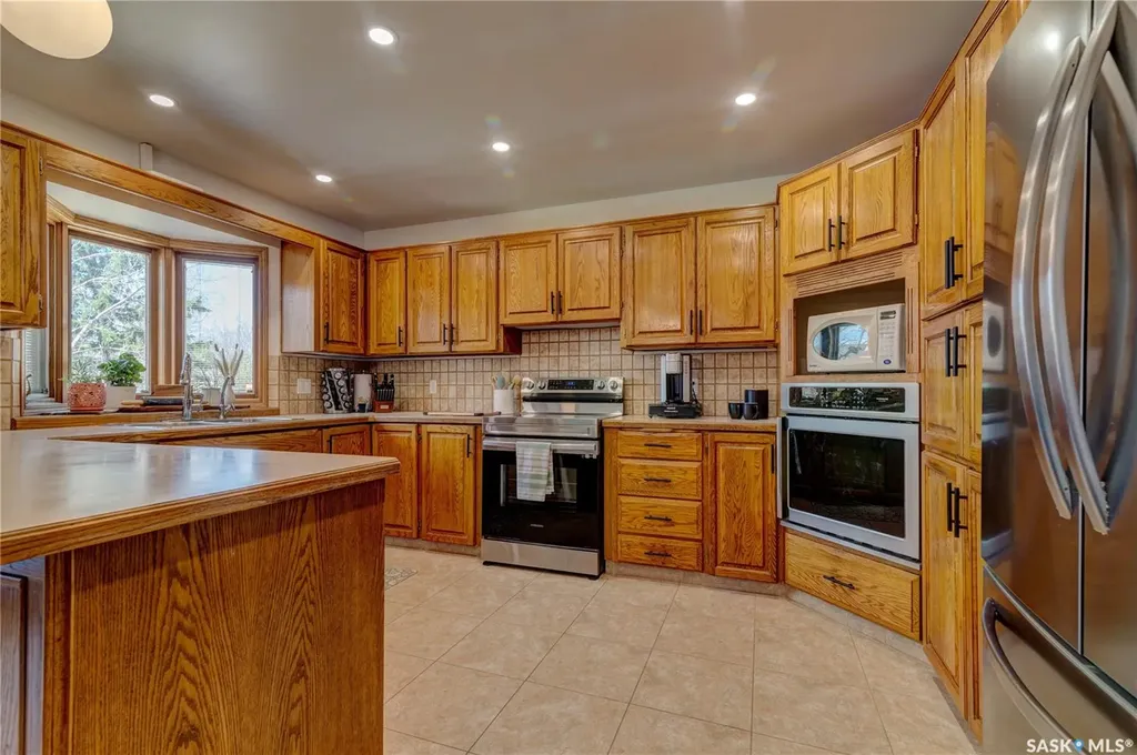 1434 Sidler Drive N Regina SK S4X 4A5
