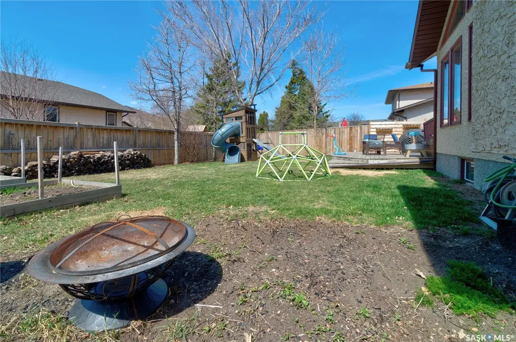 1434 Sidler Drive N Regina SK S4X 4A5