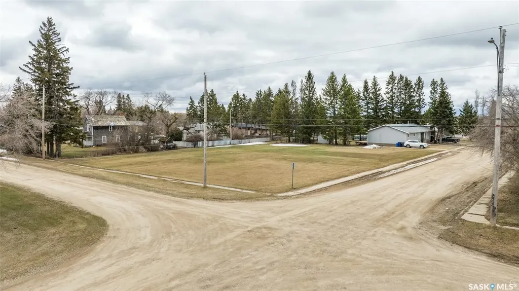 560 1st Avenue S Duck Lake SK S0K 0G8