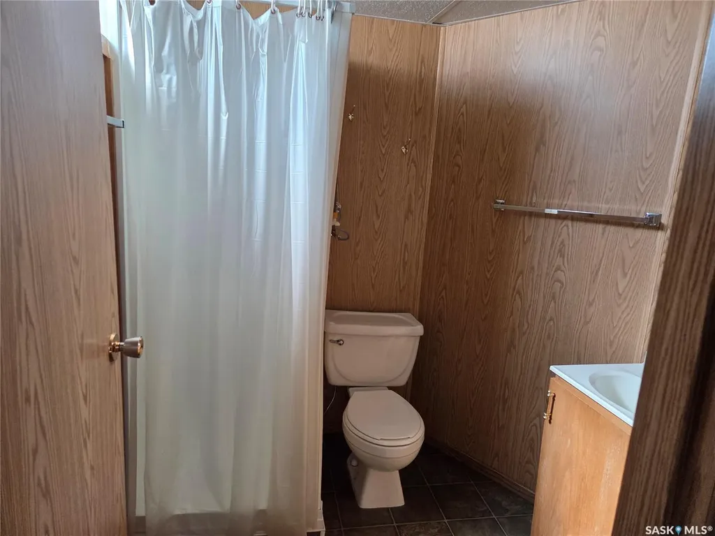 718 98th Avenue Tisdale SK S0E 1T0