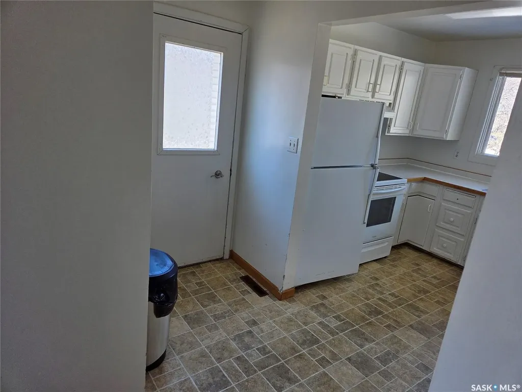 718 98th Avenue Tisdale SK S0E 1T0