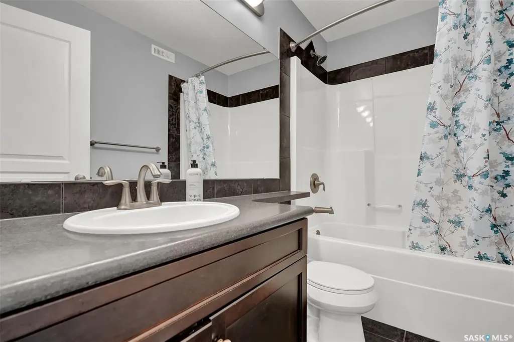 3359 Green Bank Road Regina SK S4V 1P2