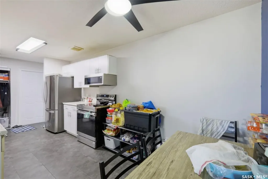 3825 Luther Place Saskatoon SK S7H 4B1