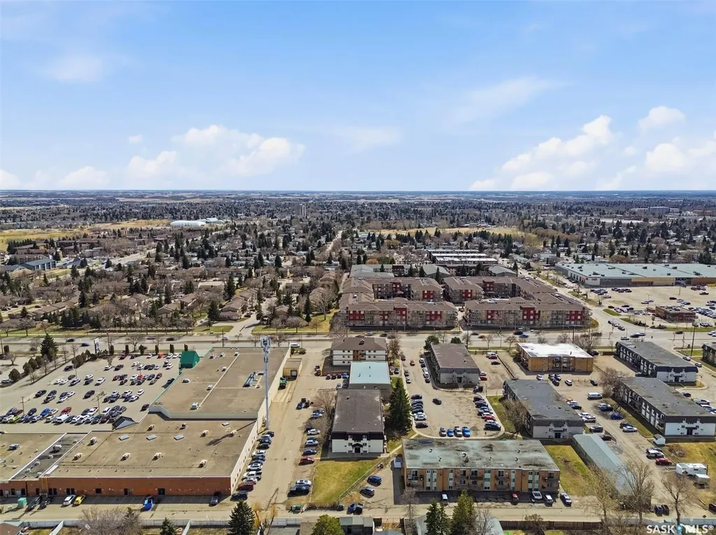 3825 Luther Place Saskatoon SK S7H 4B1