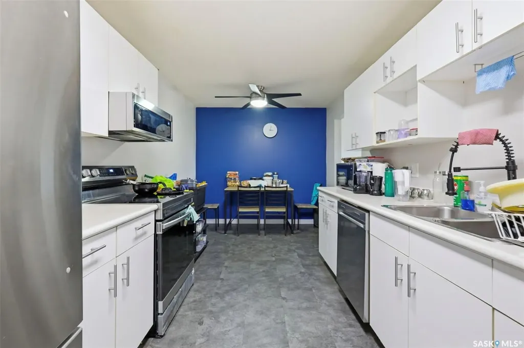 3825 Luther Place Saskatoon SK S7H 4B1