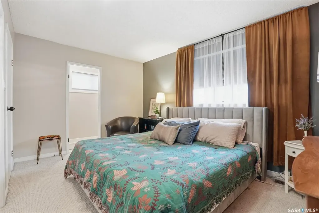 425 Pinehouse Drive Saskatoon SK S7K 5K2