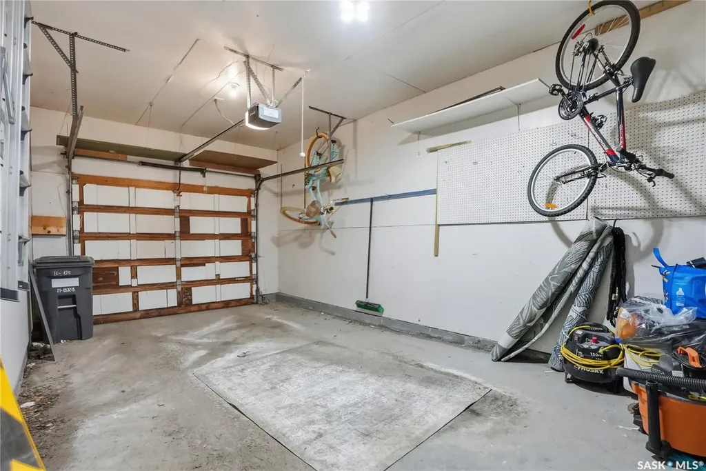 425 Pinehouse Drive Saskatoon SK S7K 5K2