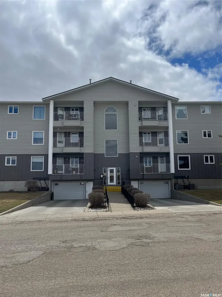 408 Heritage Drive Estevan SK S4A 2P7