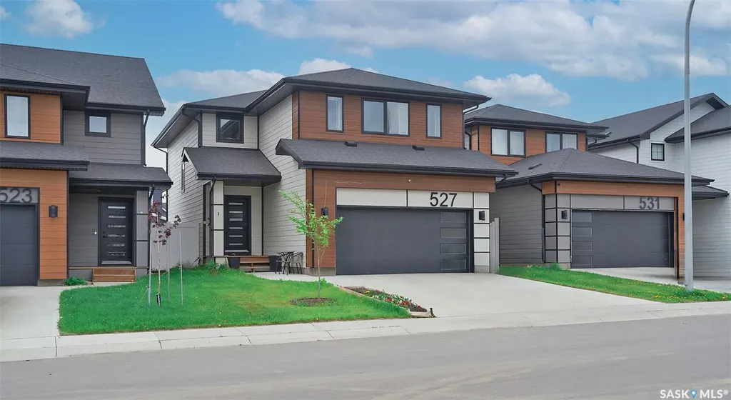 527 Keith Turn Saskatoon SK S7V 0Y1