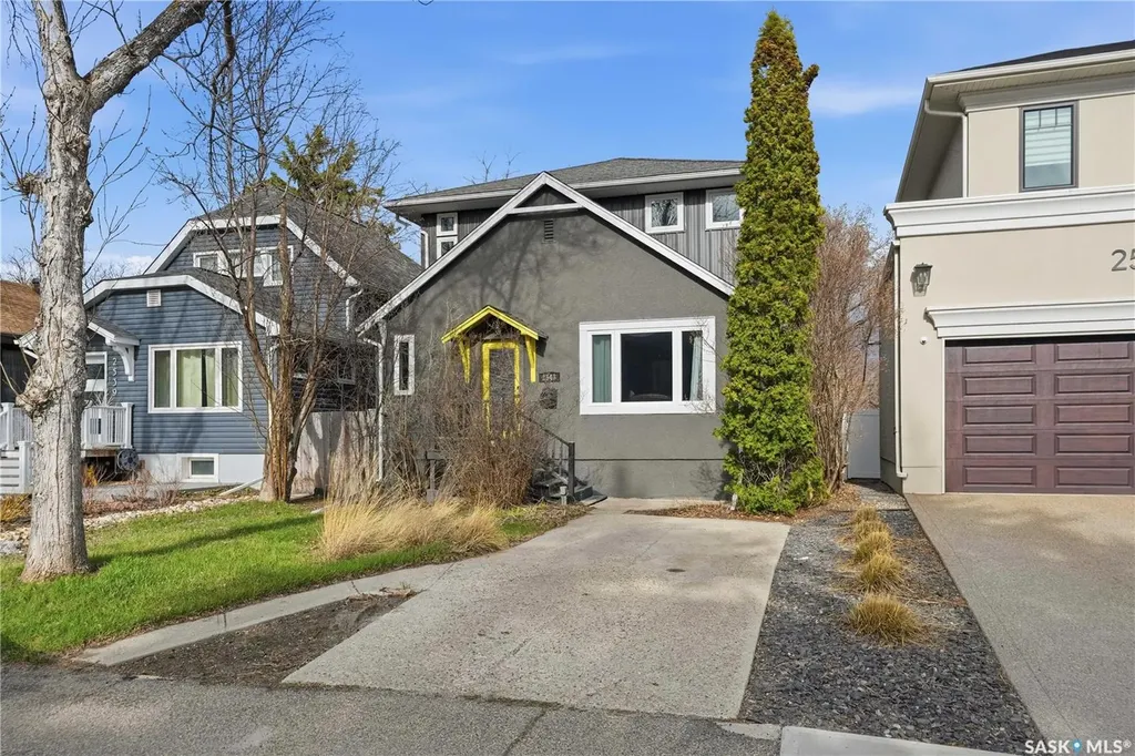 2543 Garnet Street Regina SK S4P 0J3