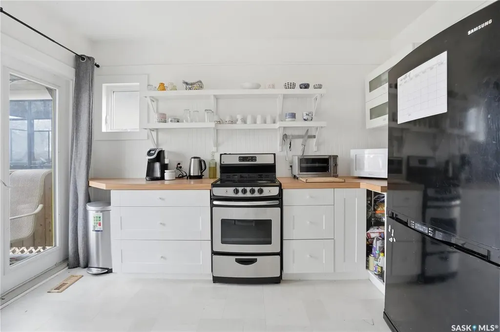 2543 Garnet Street Regina SK S4P 0J3