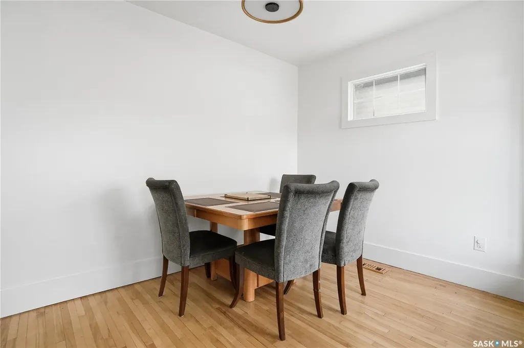 2543 Garnet Street Regina SK S4P 0J3