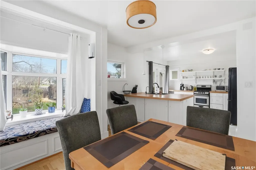 2543 Garnet Street Regina SK S4P 0J3