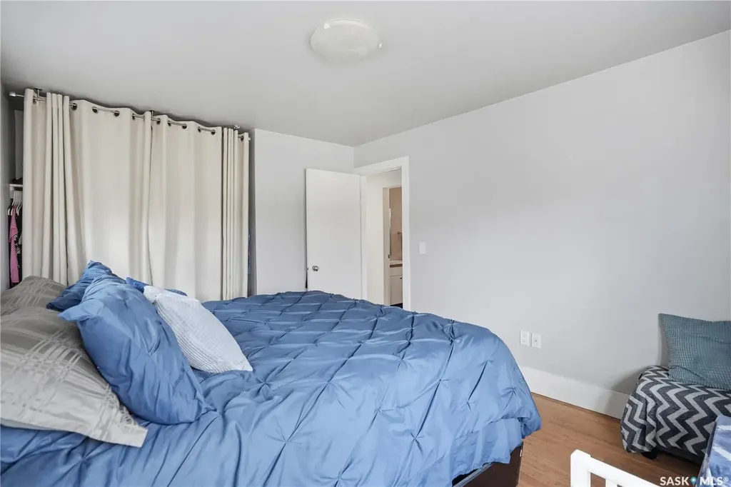 2543 Garnet Street Regina SK S4P 0J3