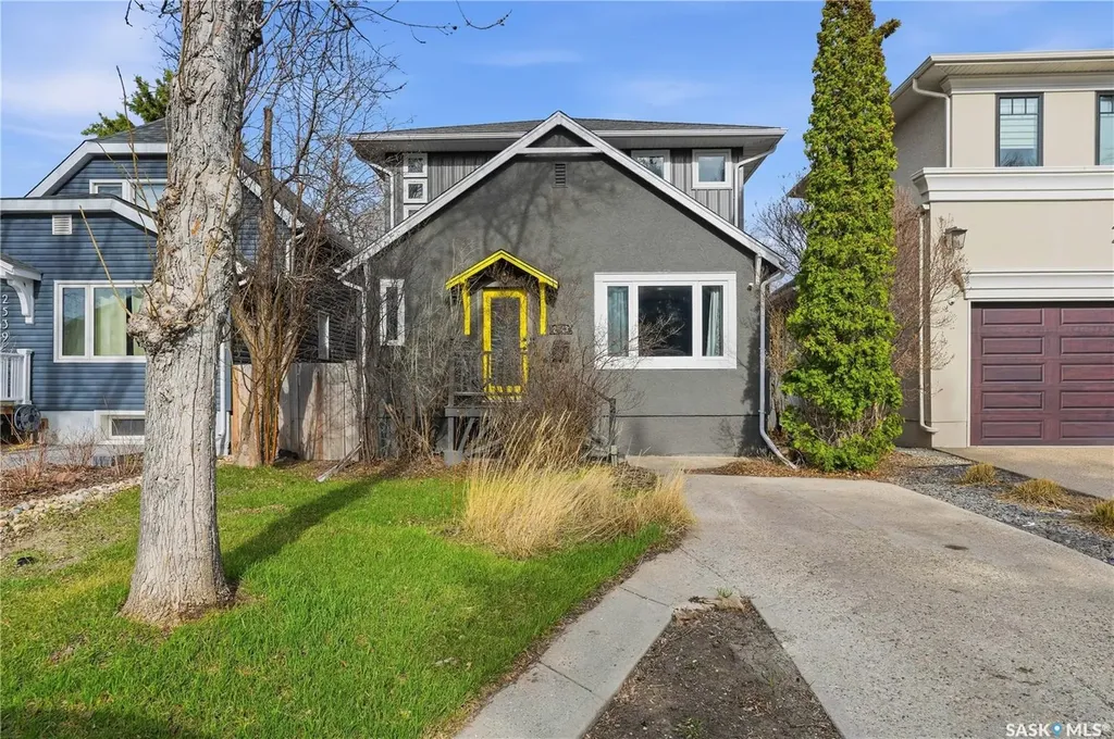 2543 Garnet Street Regina SK S4P 0J3