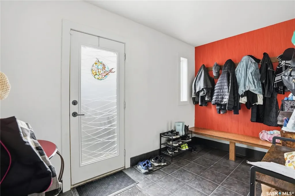 2543 Garnet Street Regina SK S4P 0J3