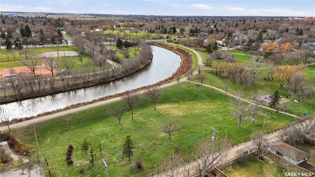 2543 Garnet Street Regina SK S4P 0J3