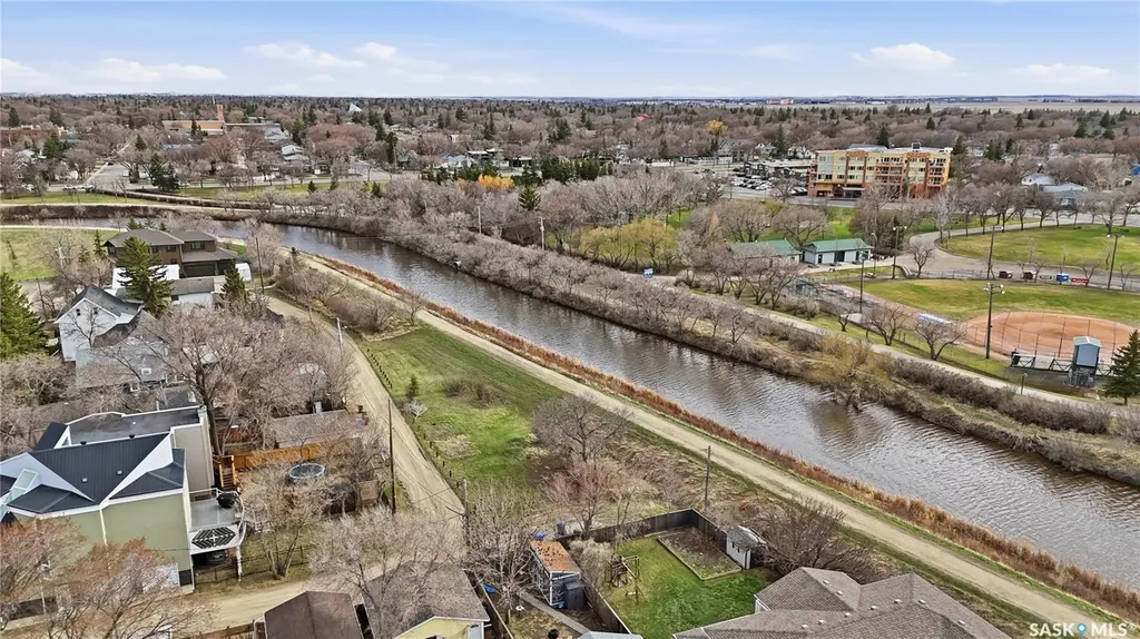 2543 Garnet Street Regina SK S4P 0J3