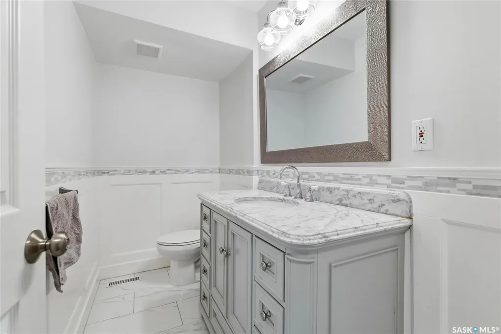 404 Dalgliesh Drive Regina SK S4R 6J1