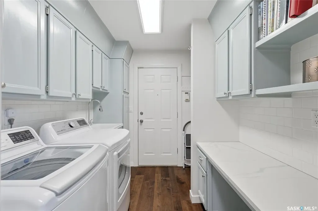 404 Dalgliesh Drive Regina SK S4R 6J1