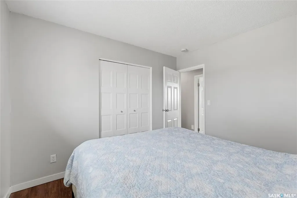 404 Dalgliesh Drive Regina SK S4R 6J1