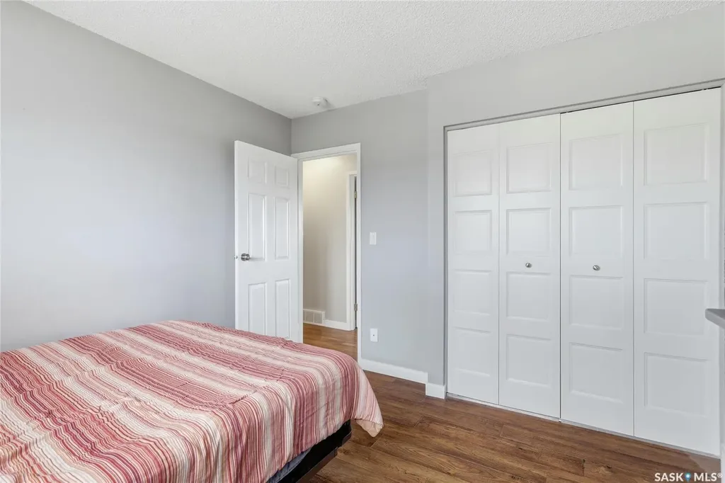 404 Dalgliesh Drive Regina SK S4R 6J1