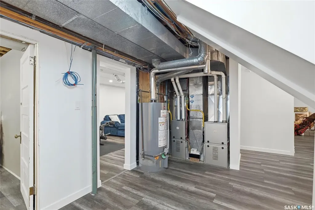 404 Dalgliesh Drive Regina SK S4R 6J1