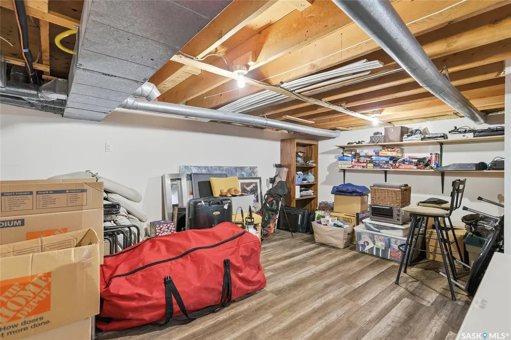 404 Dalgliesh Drive Regina SK S4R 6J1