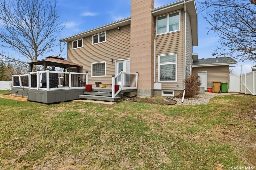 404 Dalgliesh Drive Regina SK S4R 6J1