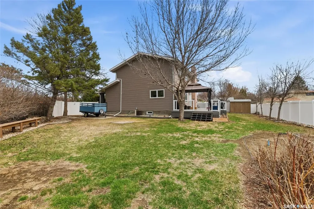 404 Dalgliesh Drive Regina SK S4R 6J1