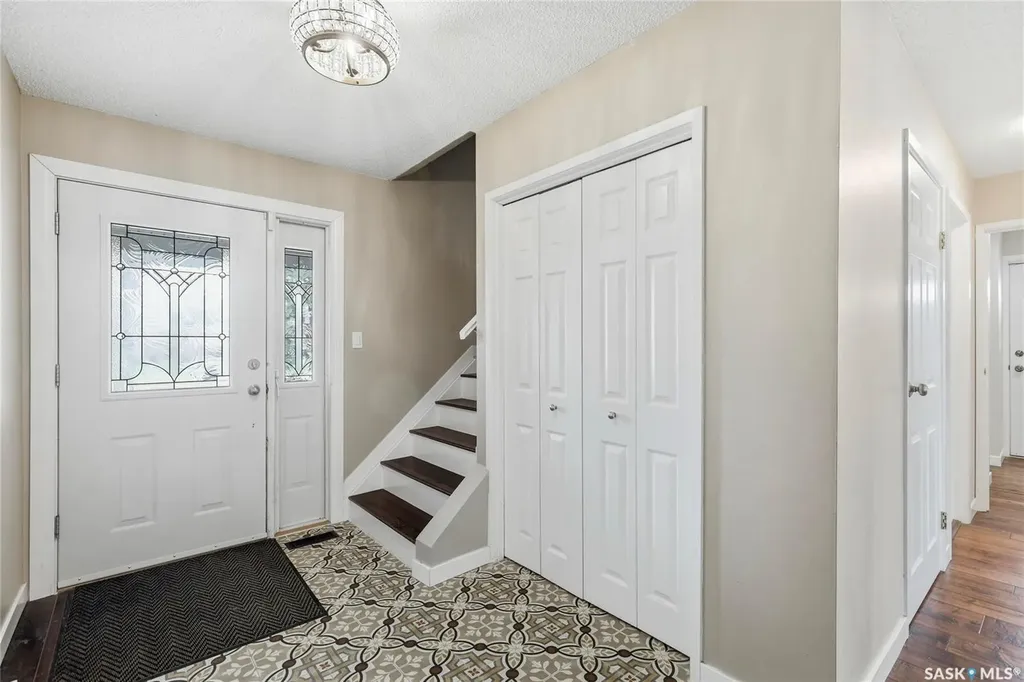 404 Dalgliesh Drive Regina SK S4R 6J1