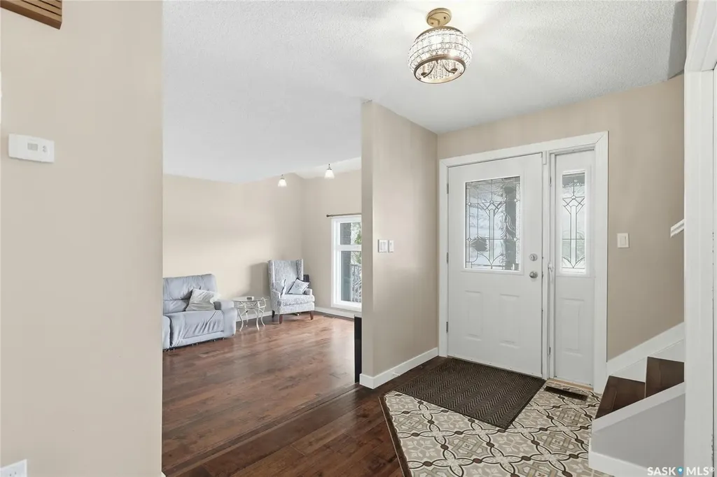 404 Dalgliesh Drive Regina SK S4R 6J1