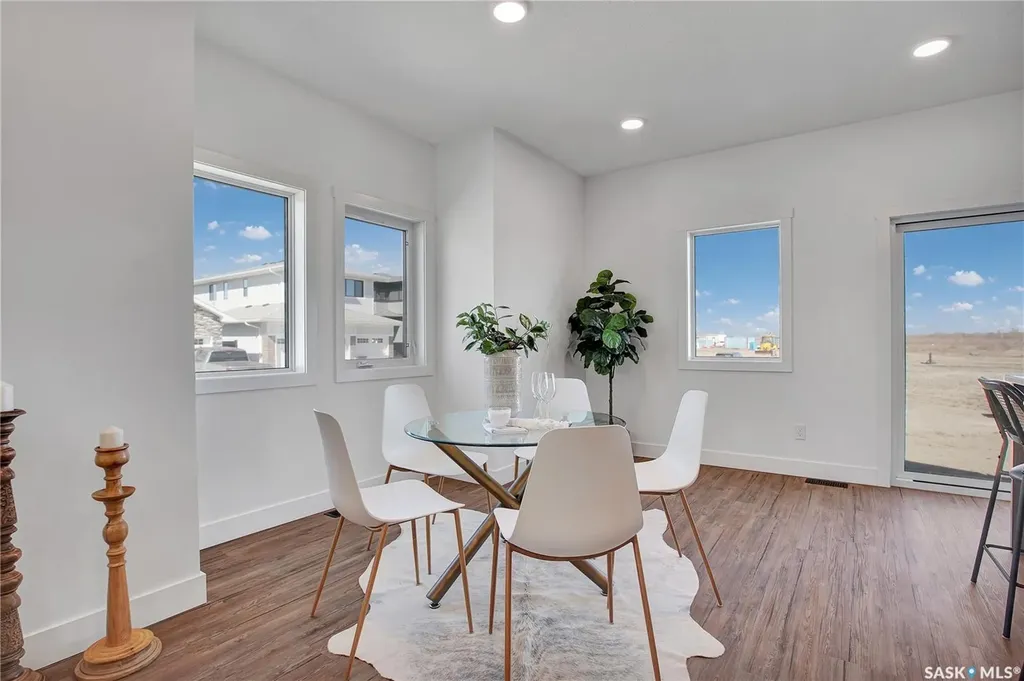 101 Emma Crescent Martensville SK S0K 2T2