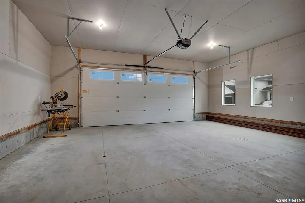 101 Emma Crescent Martensville SK S0K 2T2