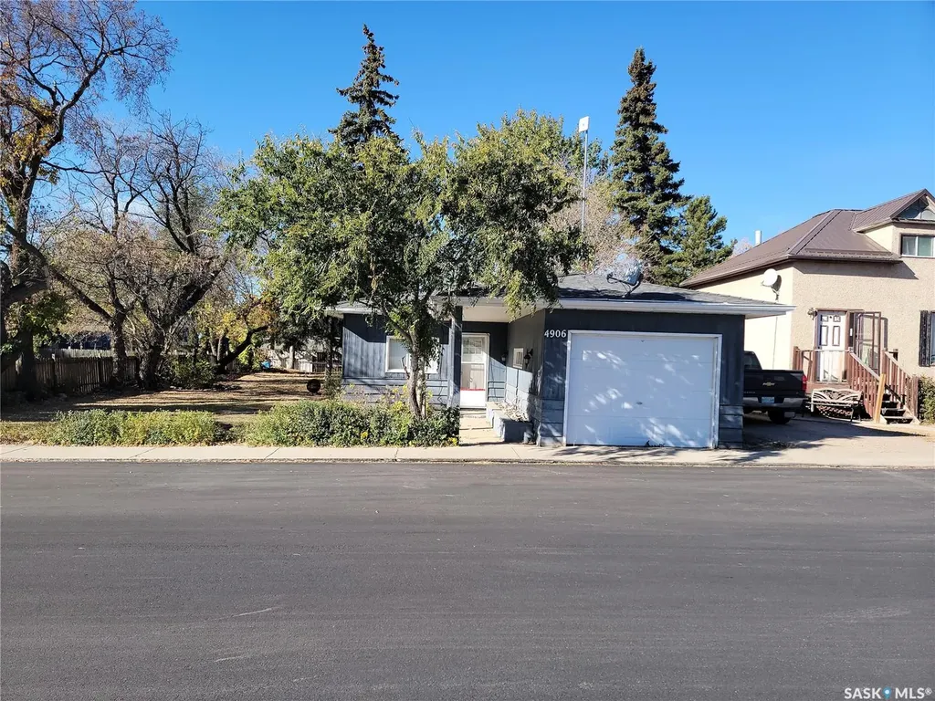 4906 52nd Street Macklin SK S0L 2C0