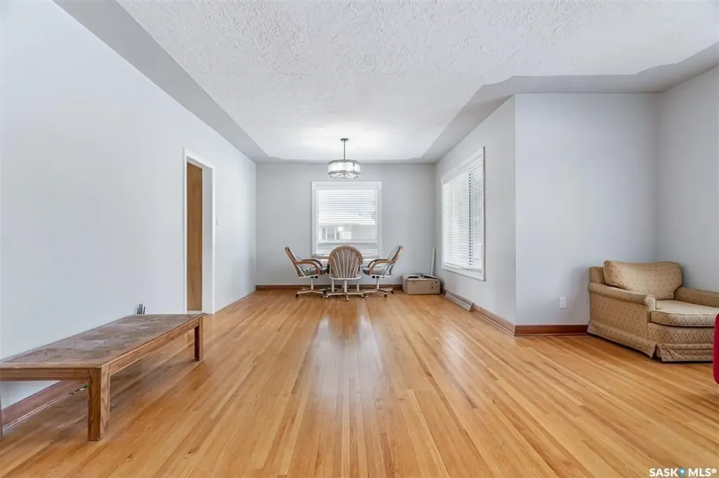 1402 14th Street E Saskatoon SK S7H 0A8