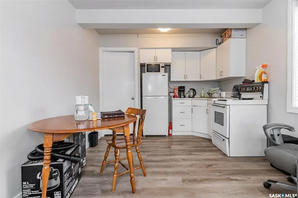1402 14th Street E Saskatoon SK S7H 0A8