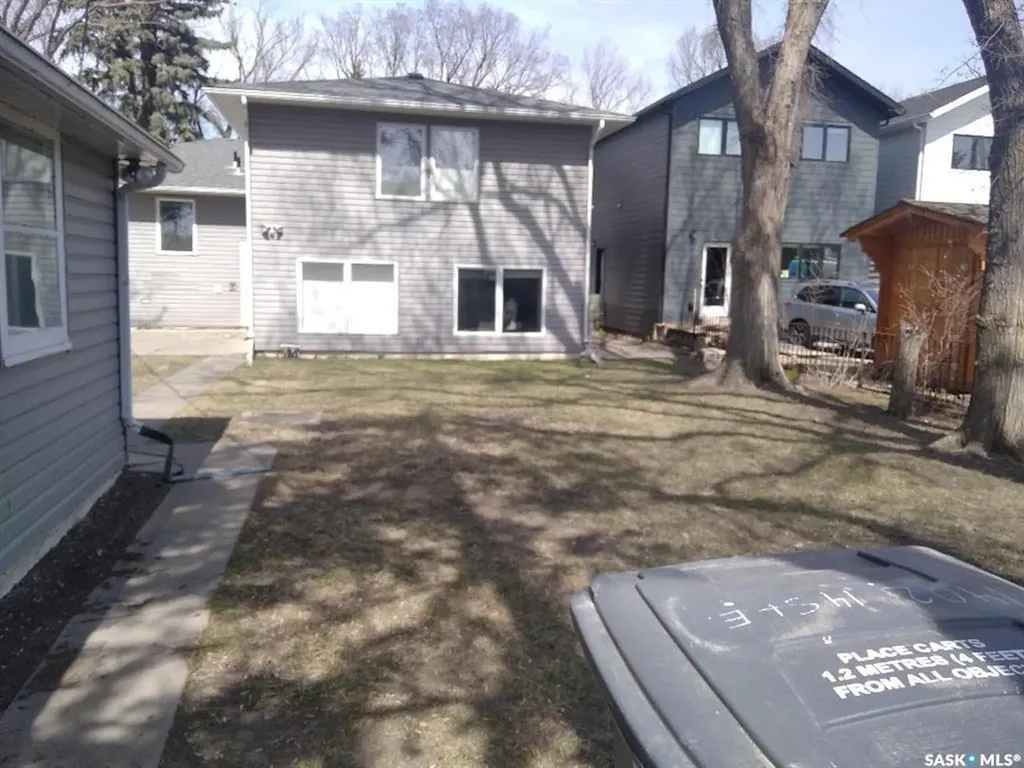 1402 14th Street E Saskatoon SK S7H 0A8