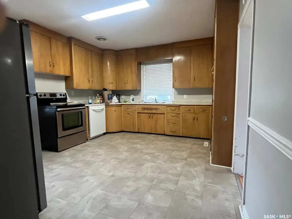 1402 14th Street E Saskatoon SK S7H 0A8