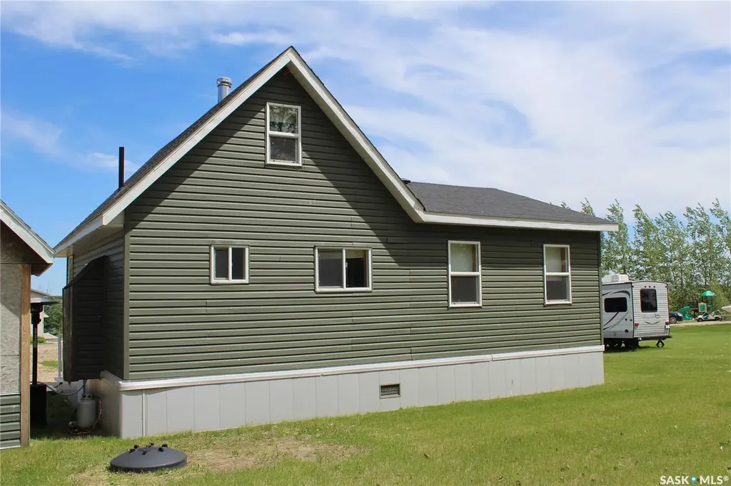 106 Lakeshore Drive Three Lakes Rm No. 400 SK S0K 2J0
