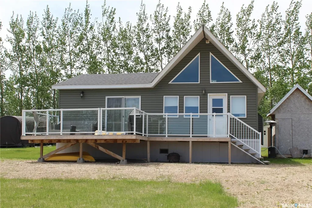 106 Lakeshore Drive Three Lakes Rm No. 400 SK S0K 2J0