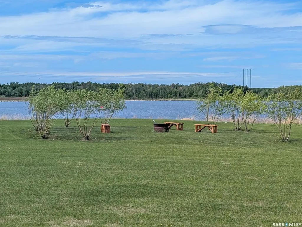 106 Lakeshore Drive Three Lakes Rm No. 400 SK S0K 2J0