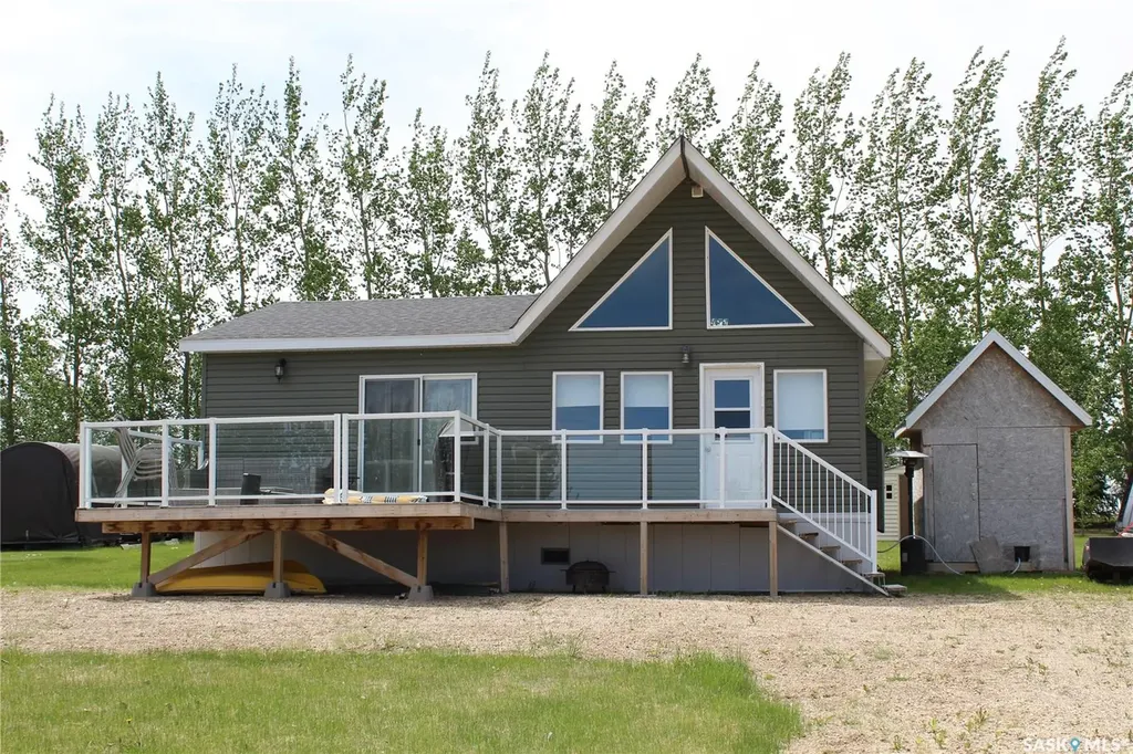 106 Lakeshore Drive Three Lakes Rm No. 400 SK S0K 2J0