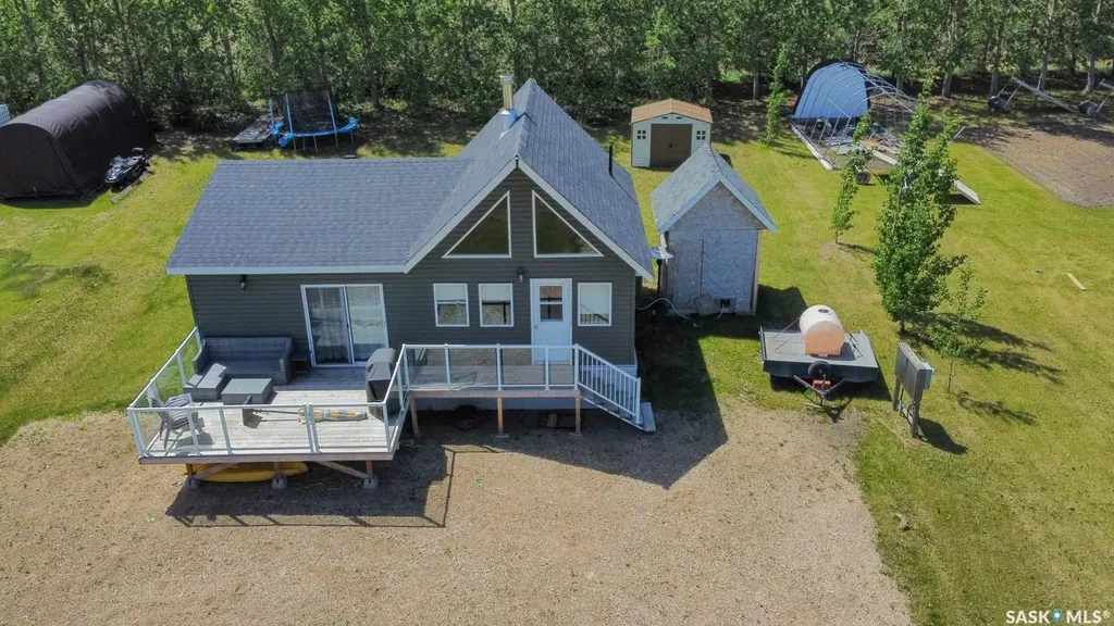 106 Lakeshore Drive Three Lakes Rm No. 400 SK S0K 2J0