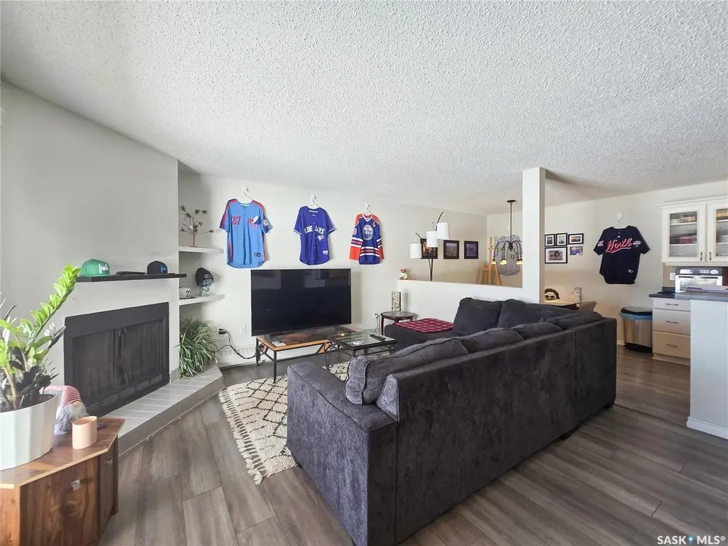 2931 Harding Street Regina SK S4R 1A6