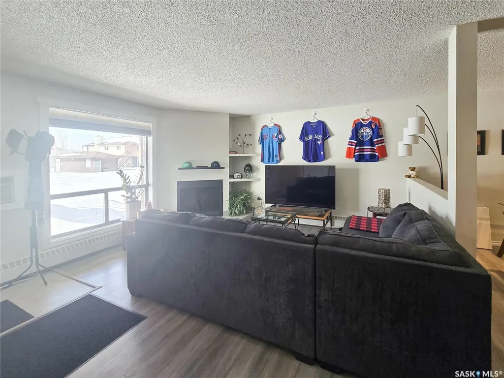 2931 Harding Street Regina SK S4R 1A6