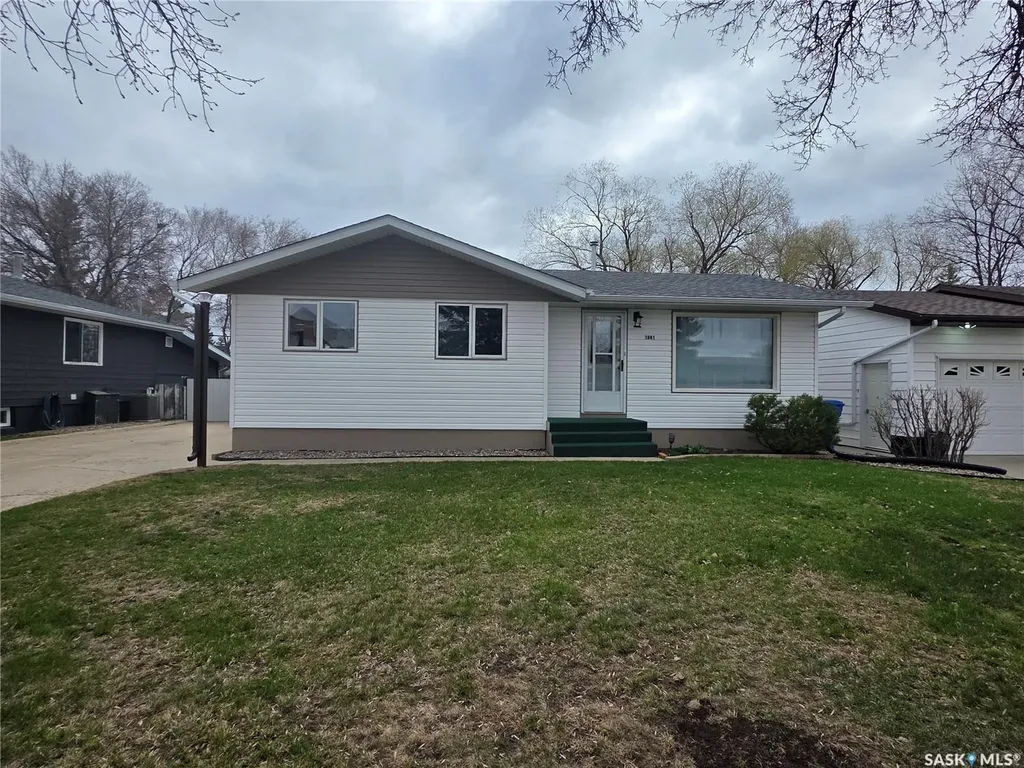 1841 Gibbs Road Estevan SK S4A 1Y1